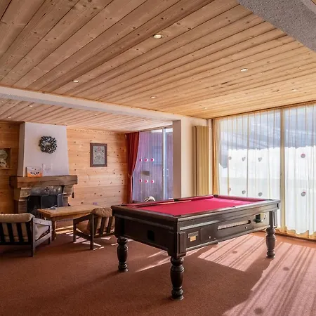 Pierre & Le Gypaete מלון דירות 3*